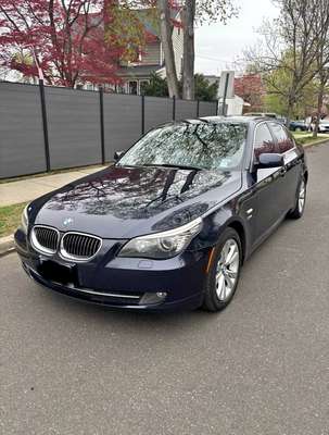 2010 BMW 5 Series - 535i xDrive Sedan 4D