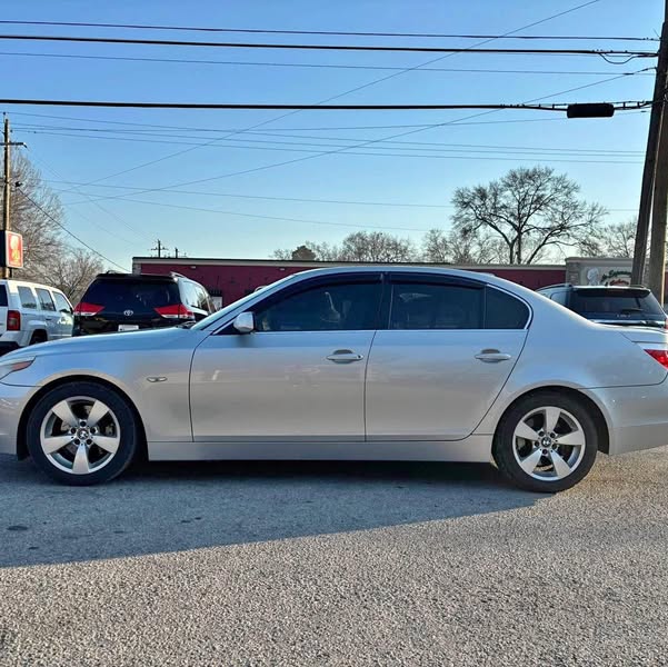 2004 BMW 5 Series - 530i Sedan 4D