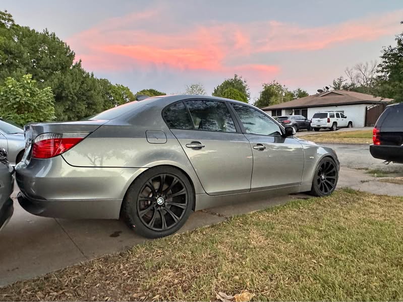 2004 BMW 5 Series - 545i Sedan 4D