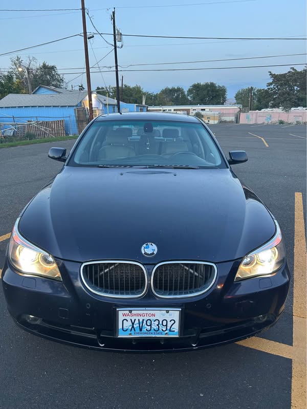 2004 BMW 5 Series - 530i Sedan 4D