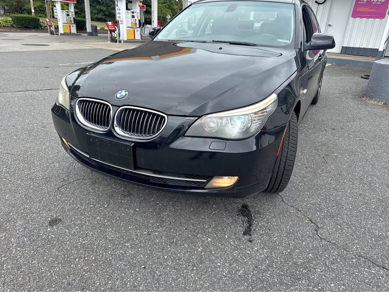 2010 BMW 5 Series - 535i xDrive Sedan 4D