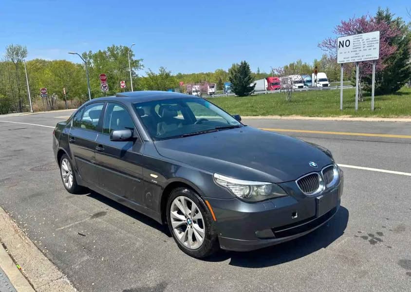 2009 BMW 5 Series - 535i xDrive Sedan 4D