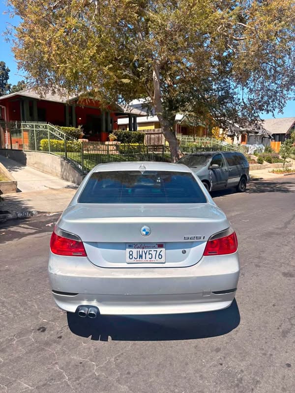 2004 BMW 5 Series - 525i Sedan 4D