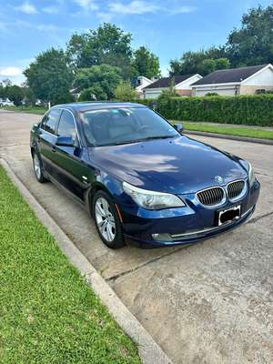 2010 BMW 5 Series - 528i xDrive Sedan 4D