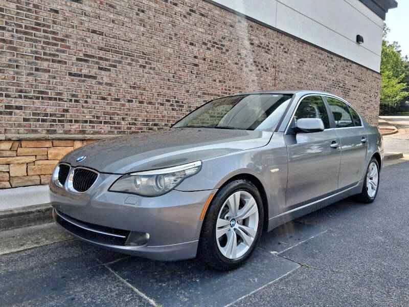 2010 BMW 5 Series - 528i xDrive Sedan 4D