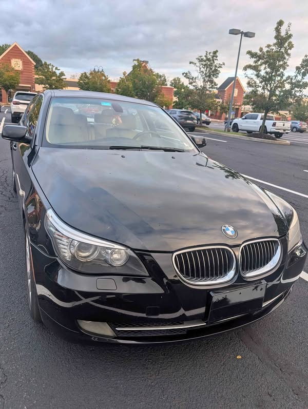 2009 BMW 5 Series - 535i xDrive Sedan 4D