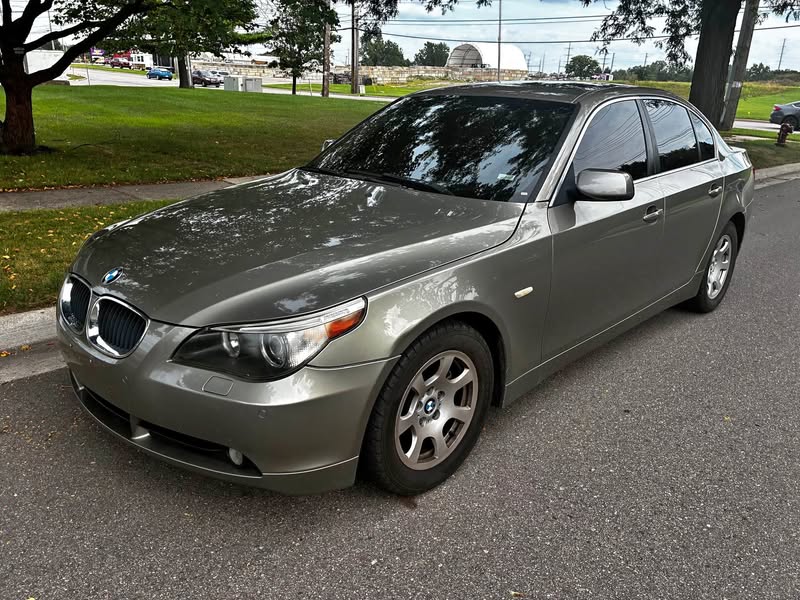 2004 BMW 5 Series - 525i Sedan 4D