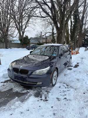 2010 BMW 5 Series - 535i xDrive Sedan 4D
