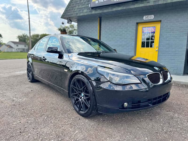 2004 BMW 5 Series - 545i Sedan 4D