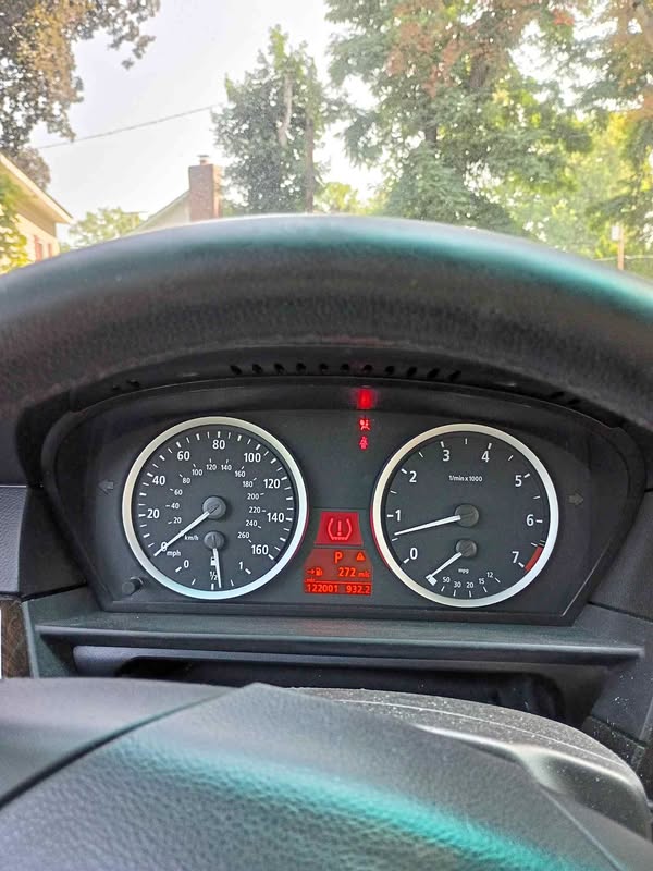 2004 BMW 5 Series - 530i Sedan 4D