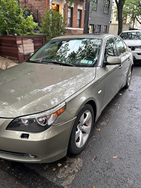 2004 BMW 5 Series - 530i Sedan 4D