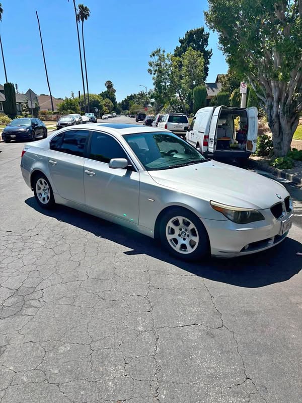 2004 BMW 5 Series - 525i Sedan 4D