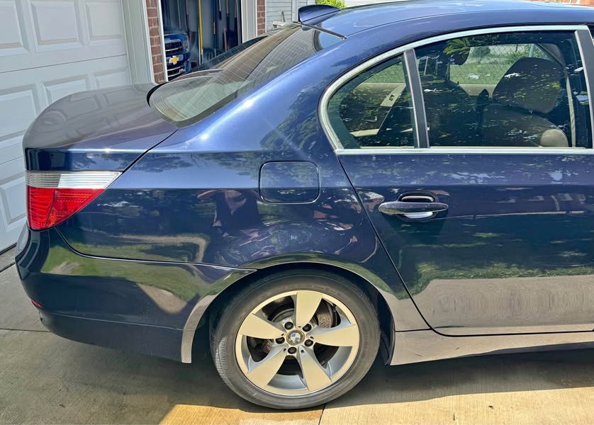 2004 BMW 5 Series - 530i Sedan 4D