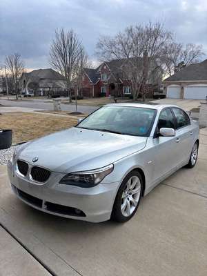 2006 BMW 5 Series - 550i Sedan 4D