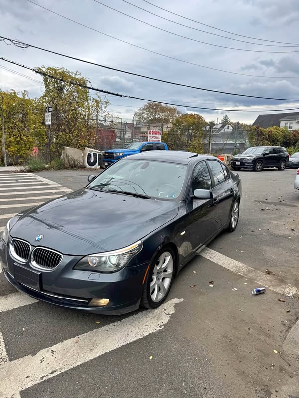 2010 BMW 5 Series - 535i Sedan 4D