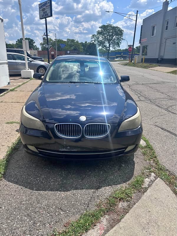 2008 BMW 5 Series - 528i xDrive Sedan 4D