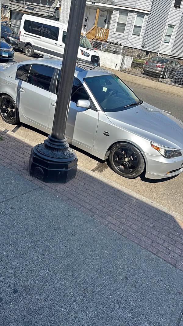 2004 BMW 5 Series - 530i Sedan 4D