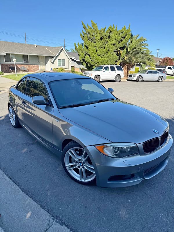 2012 BMW 1 Series - 135i Coupe 2D