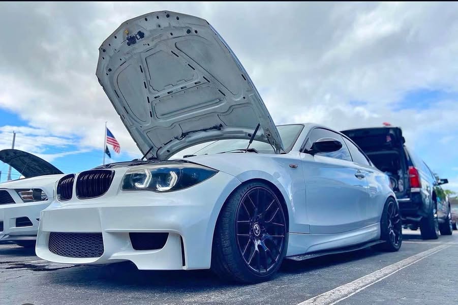 2009 BMW 1 Series - 135i Coupe 2D