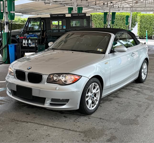 2009 BMW 1 Series - 128i Convertible 2D