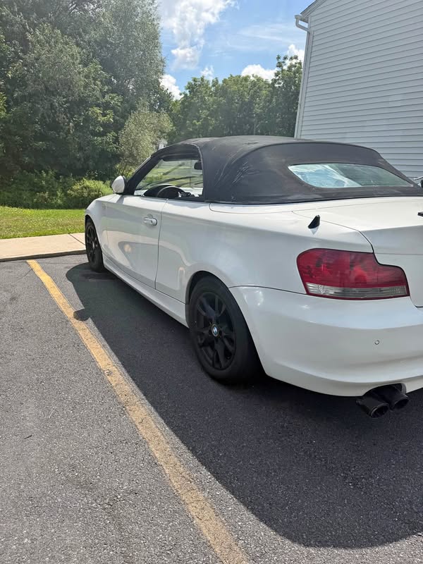 2008 BMW 1 Series - 135i Convertible 2D