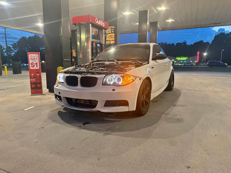 2009 BMW 1 Series - 135is Coupe 2D