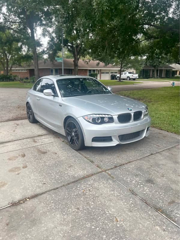 2010 BMW 1 Series - 135i Coupe 2D