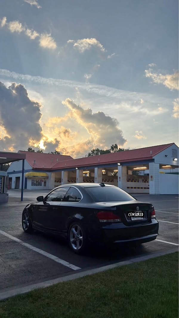 2009 BMW 1 Series - 128i Coupe 2D
