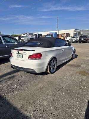 2009 BMW 1 Series - 135i Convertible 2D