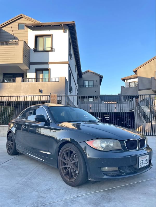 2010 BMW 1 Series - 128i Coupe 2D