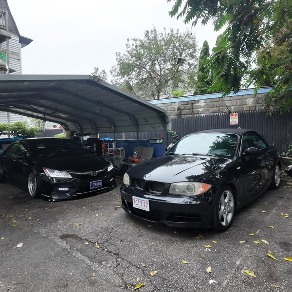 2008 BMW 1 Series - 135i Convertible 2D