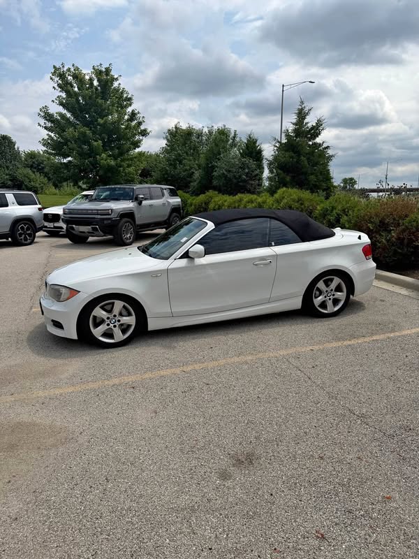 2011 BMW 1 Series - 135i Convertible 2D