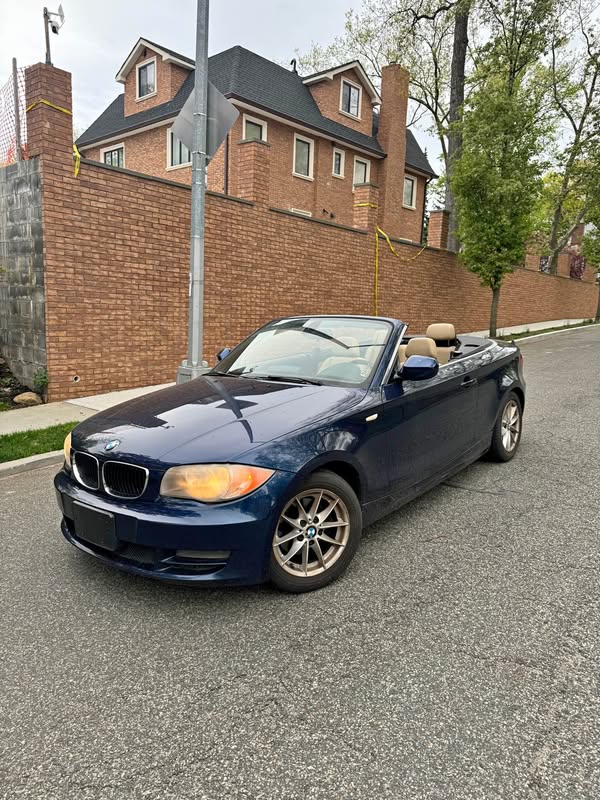 2011 BMW 1 Series - 128i Convertible 2D