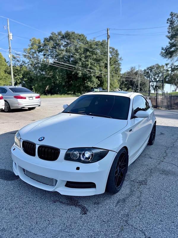 2009 BMW 1 Series - 135is Coupe 2D