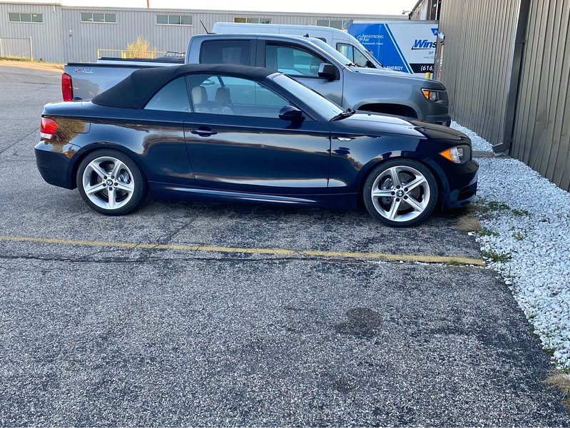 2008 BMW 1 Series - 135i Convertible 2D