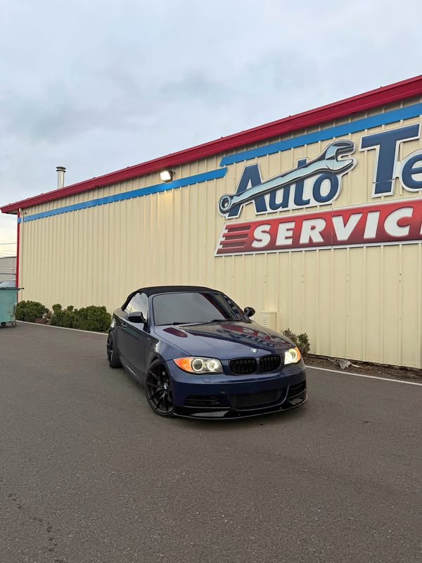 2011 BMW 1 Series - 135i Convertible 2D