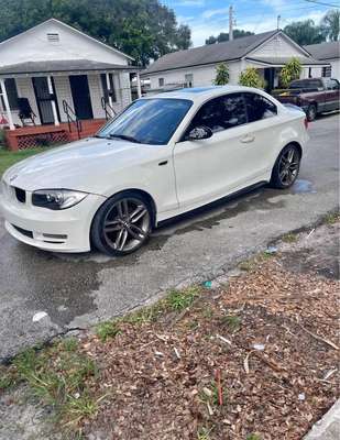 2009 BMW 1 Series - 128i Coupe 2D