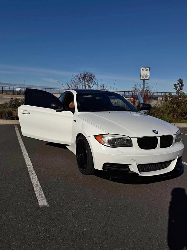 2012 BMW 1 Series - 135i Coupe 2D