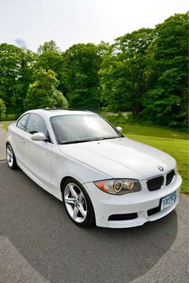2009 BMW 1 Series - 135i Coupe 2D