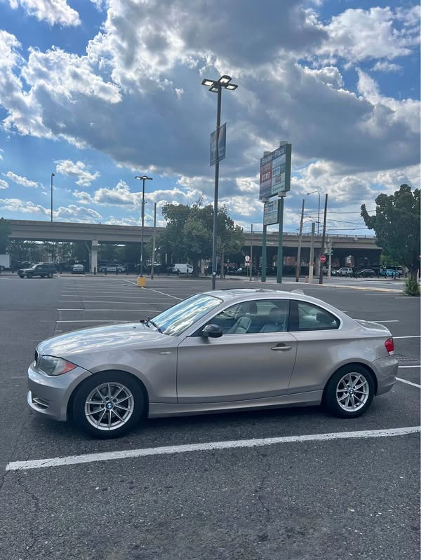 2009 BMW 1 Series - 128i Coupe 2D
