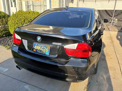 2011 BMW 3 Series - 328i xDrive Sedan 4D