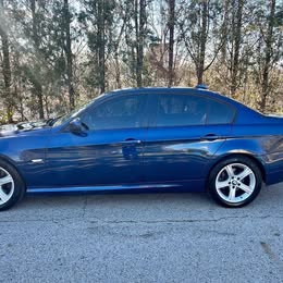 2011 BMW 3 Series 328i xDrive Sedan 4D