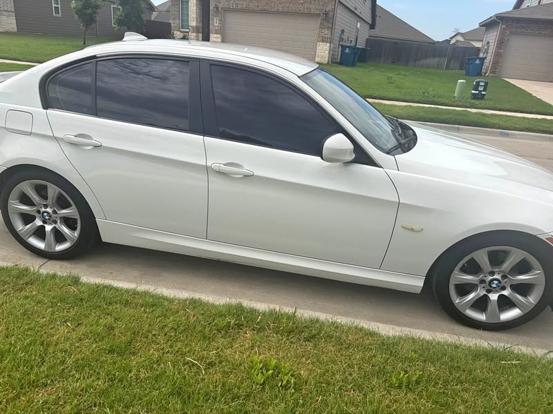 2011 BMW 3 Series - 328i Sedan 4D