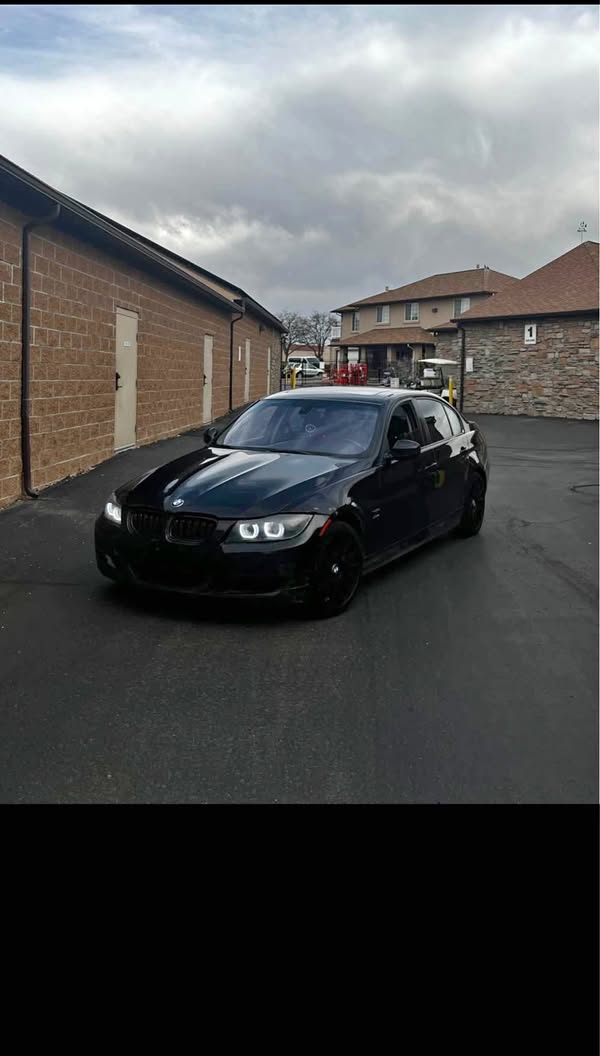 2011 BMW 3 Series - 335i Sedan 4D