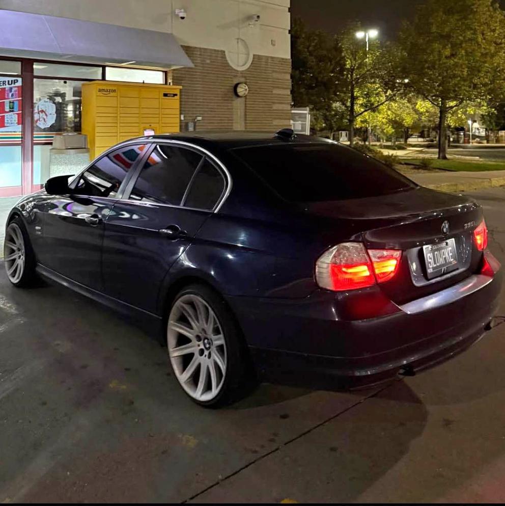 2010 BMW 3 Series - 335i xDrive Sedan 4D