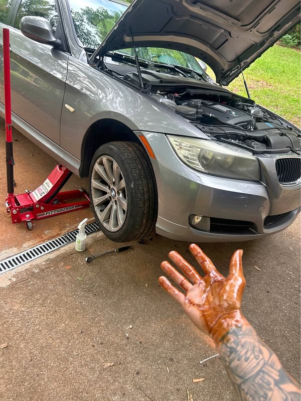 2011 BMW 3 Series - 328i Sedan 4D