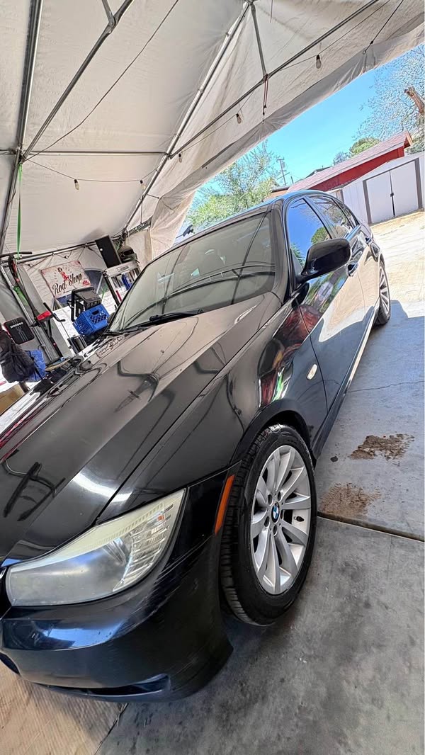 2011 BMW 3 Series - 328i Sedan 4D