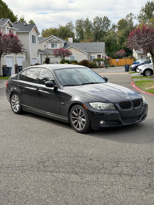 2009 BMW 3 Series - 328i Sedan 4D