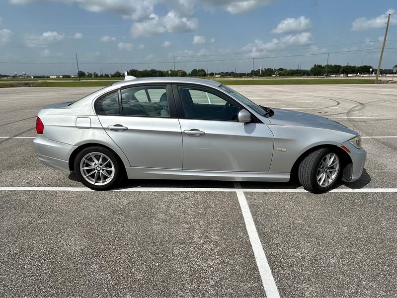 2010 BMW 3 Series - 328i Sedan 4D