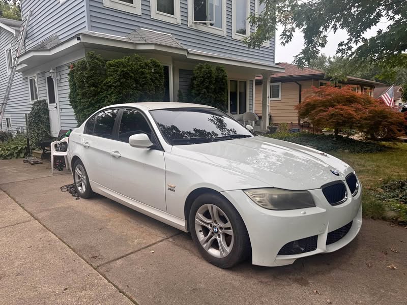 2011 BMW 3 Series - 328i Sedan 4D